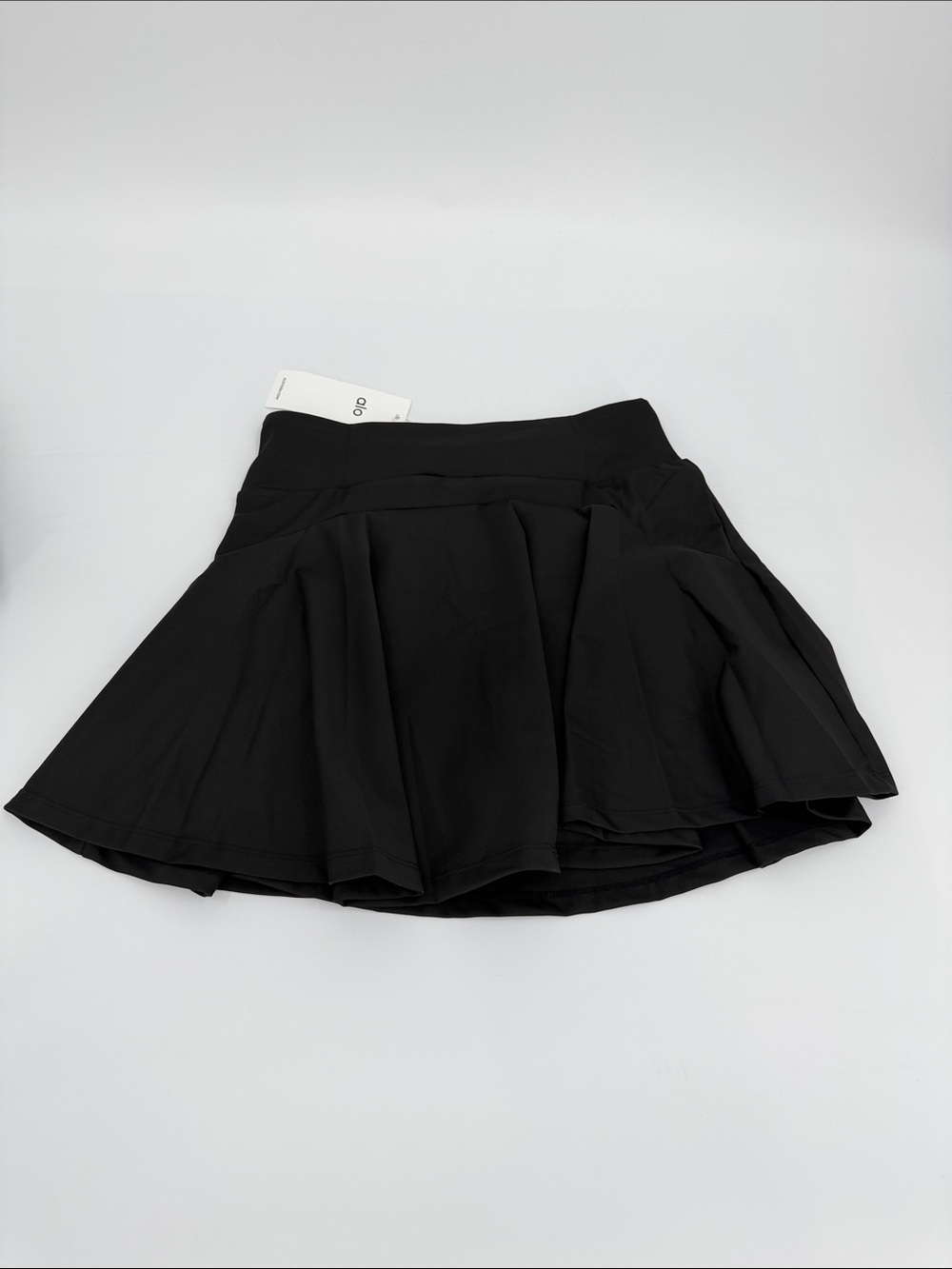 ALO Yoga Black Skater Athletic Skort with Matching Sports Bra - Picture 8 of 9